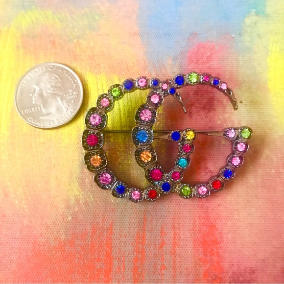 FabulouslyFitted | A Real Rhinestone Fashion Brooch - Picture 6 of 6